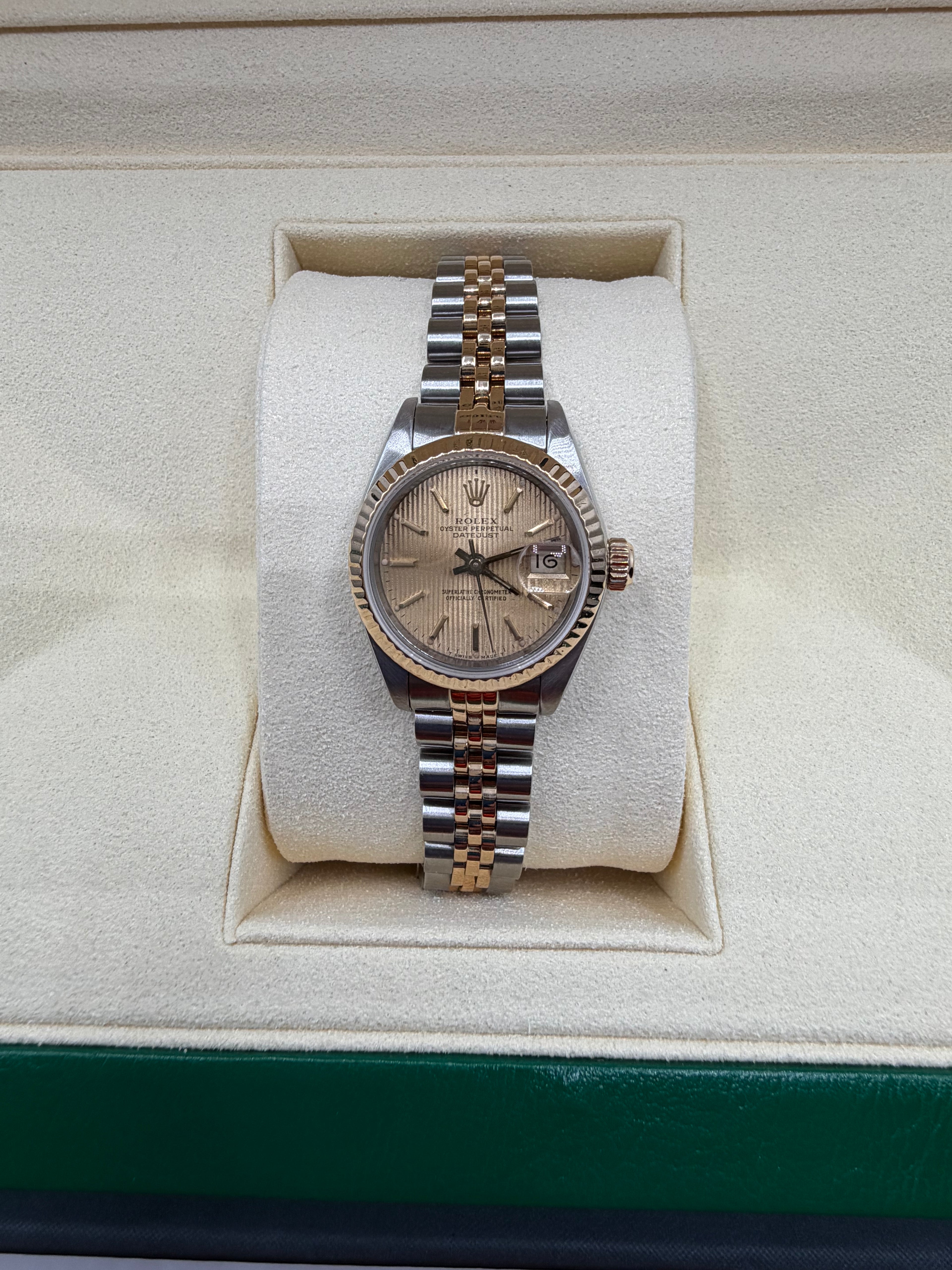 1990 Rolex Lady-Datejust 26MM Champagne Linen Dial Two-Tone Jubilee Bracelet 69173