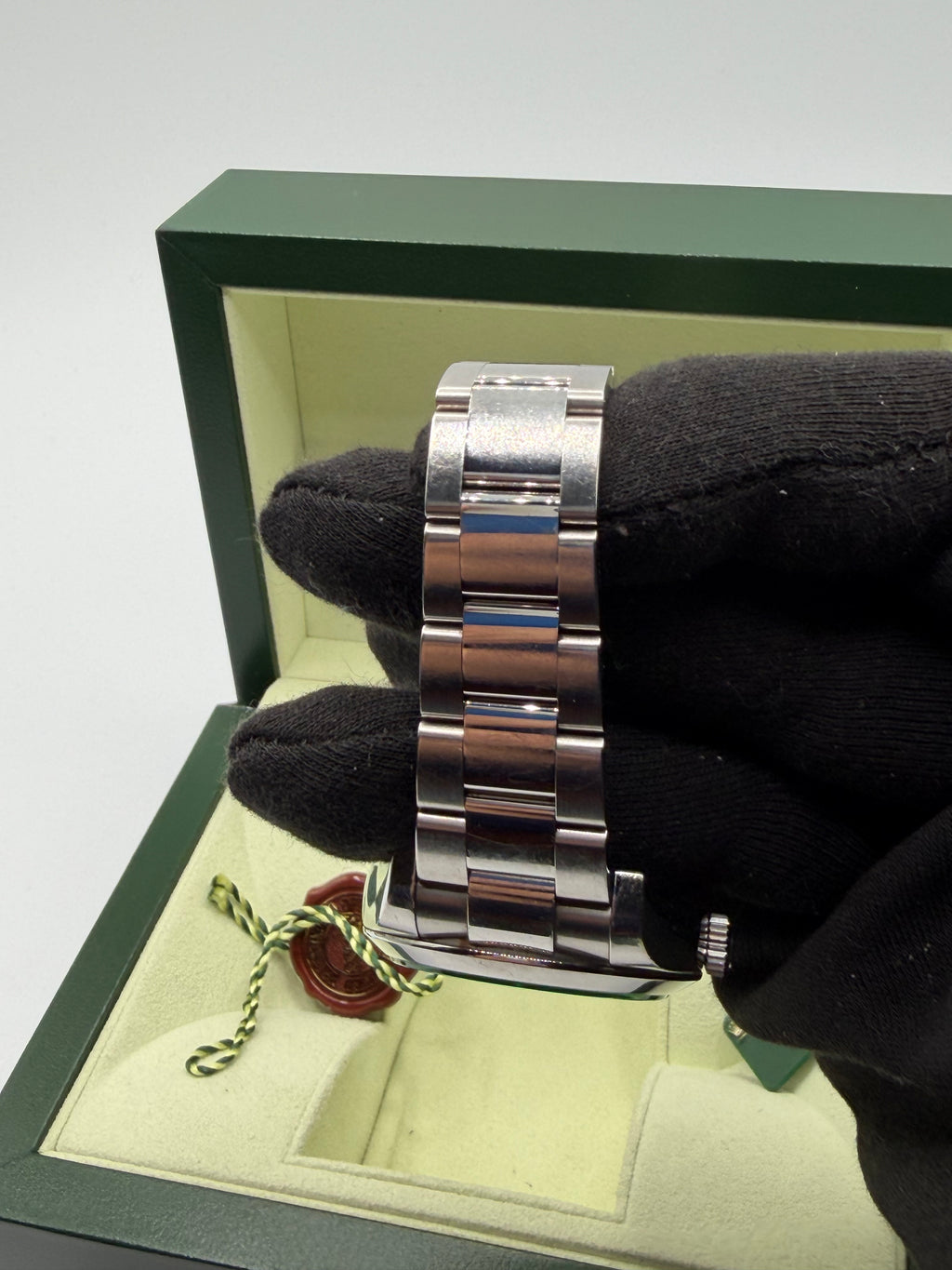 2011 Rolex Milgauss 40MM Black Dial Stainless Steel Oyster Bracelet – Reference 116400 – Complete Full Set