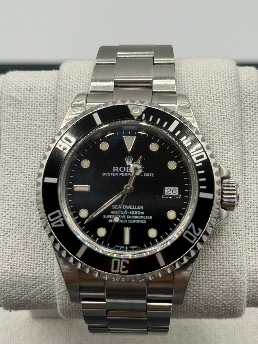 Rolex Sea-Dweller 40mm Ref. 16600 – Black Dial, Stainless Steel Oyster Bracelet