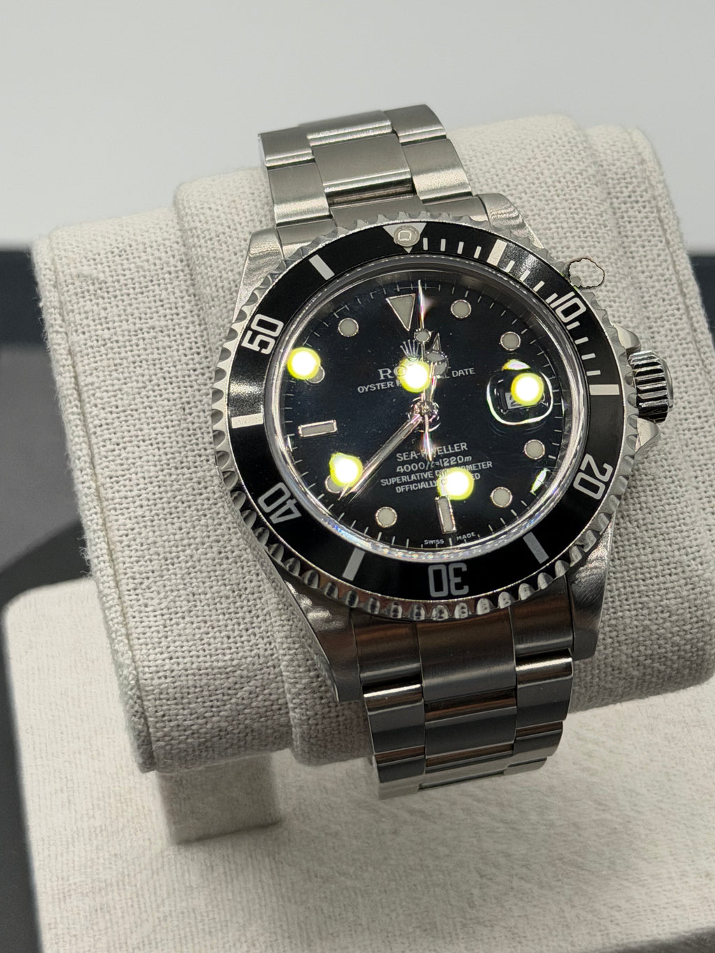 Rolex Sea-Dweller 40mm Ref. 16600 – Black Dial, Stainless Steel Oyster Bracelet