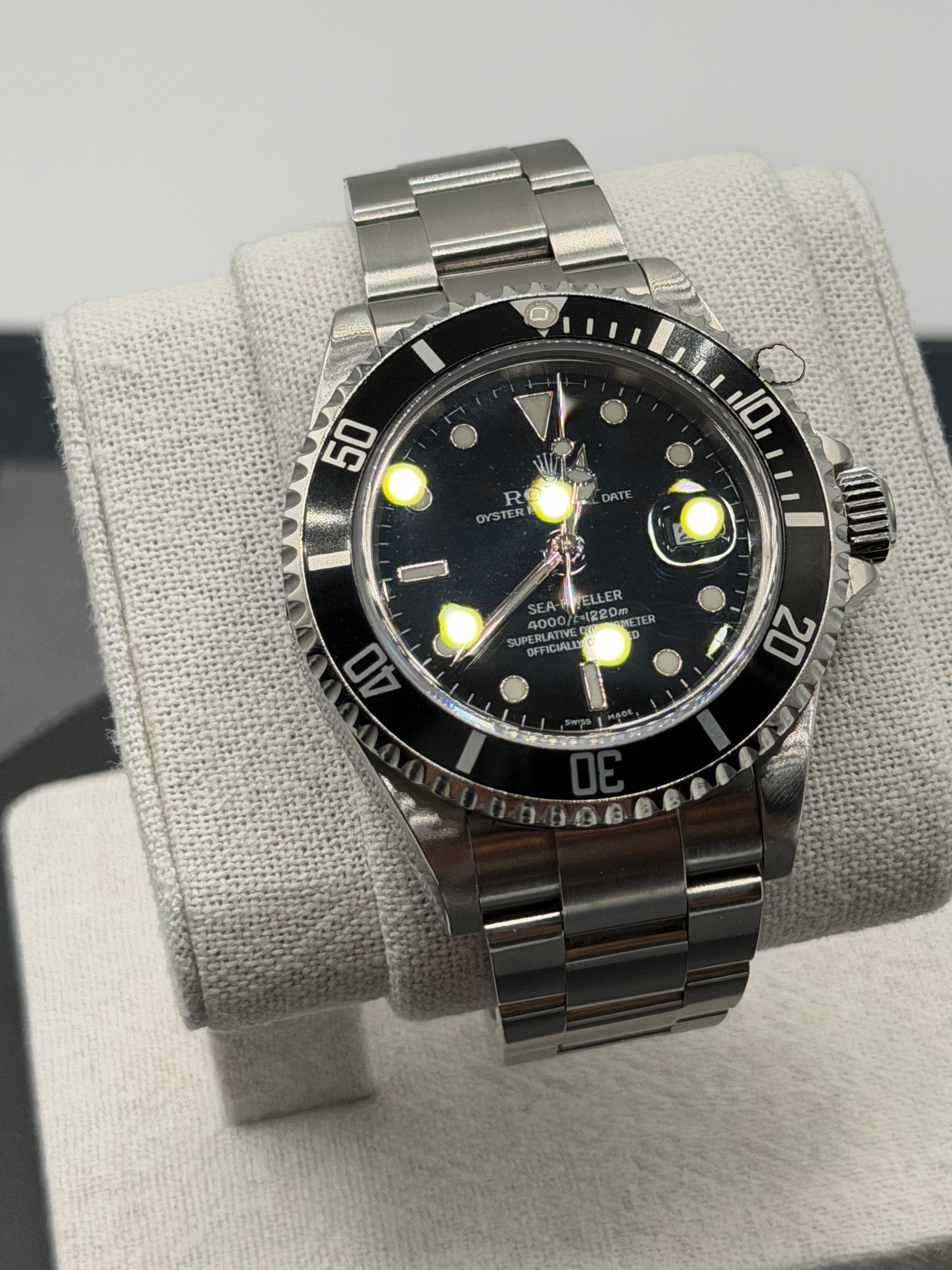 Rolex Sea-Dweller 40mm Ref. 16600 – Black Dial, Stainless Steel Oyster Bracelet