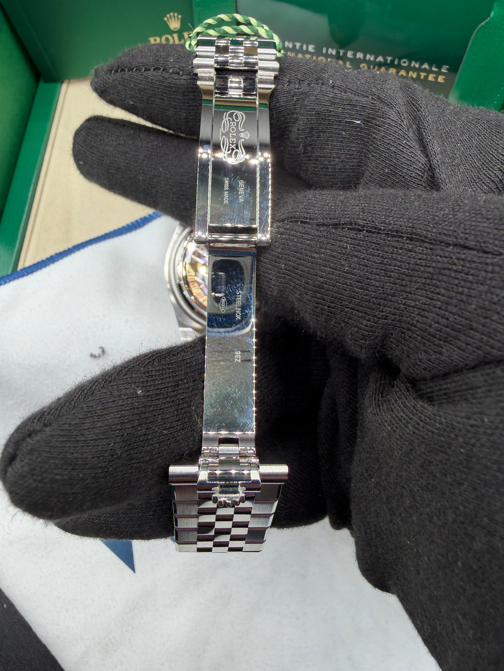 2026 Rolex Land-Dweller 40 – Ref. 127334 – Box & Papers - Unworn