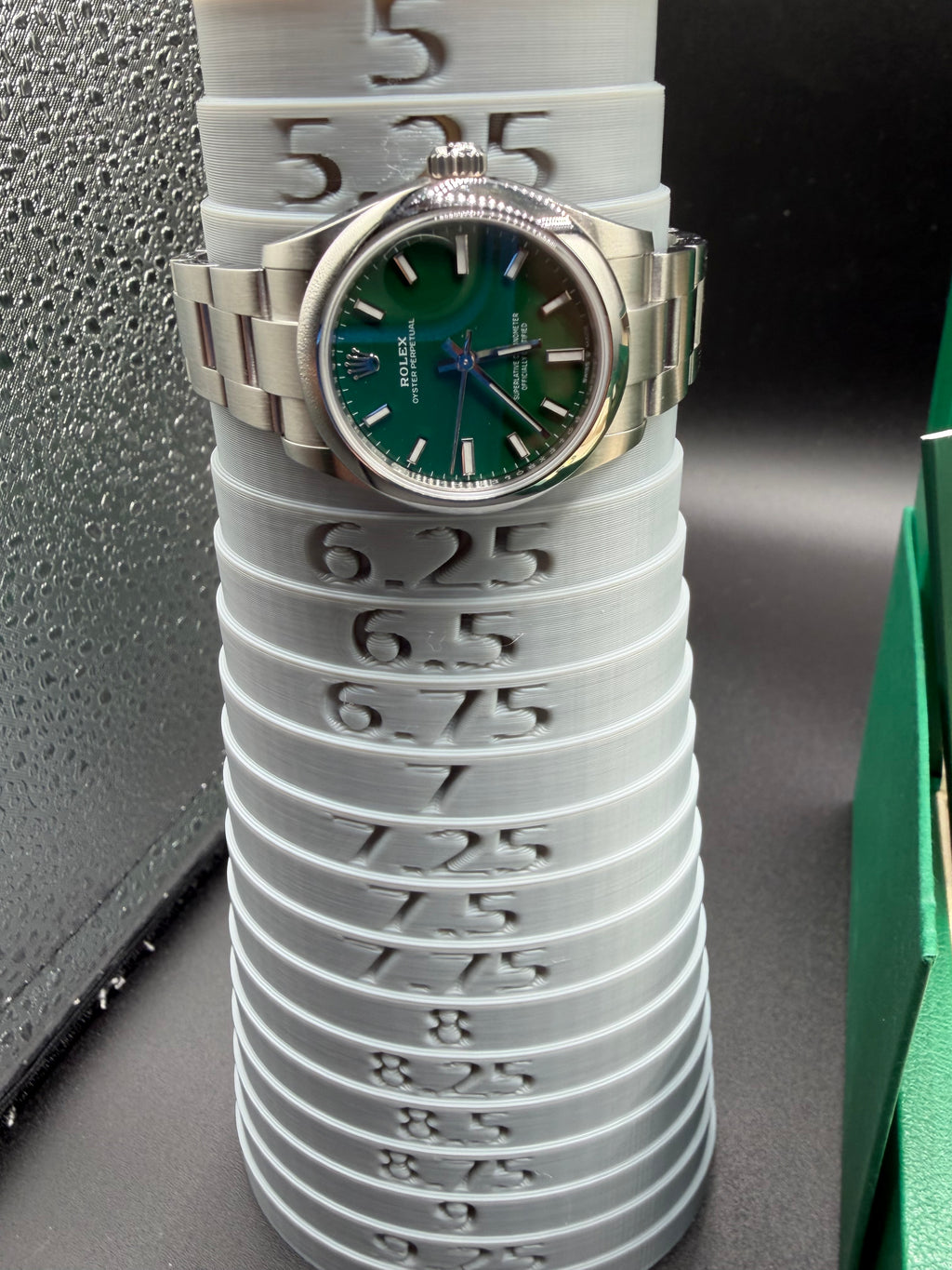 2025 Rolex Oyster Perpetual 31 Green Dial – Ref. 277200 – Box & Papers