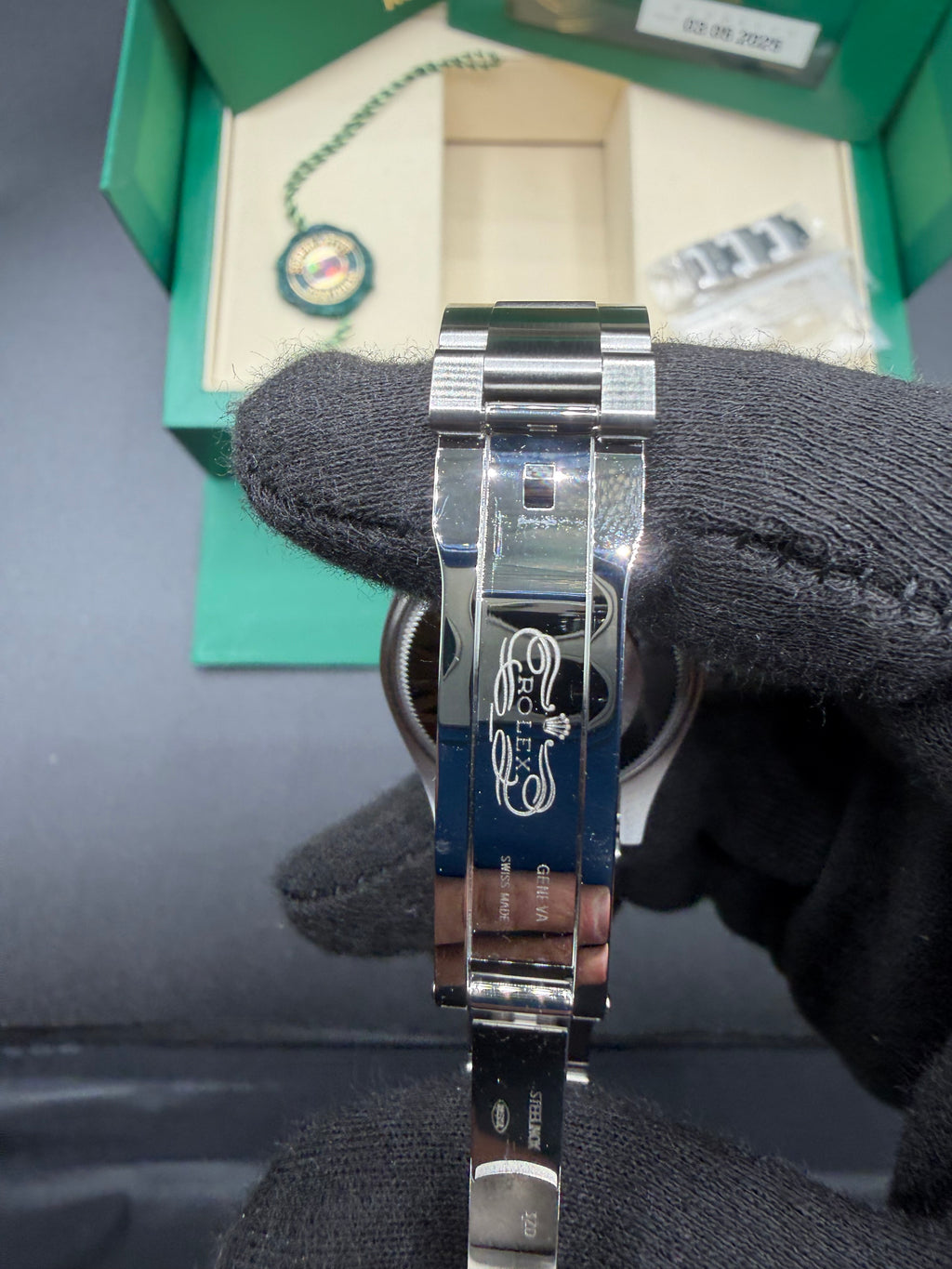 2025 Rolex Oyster Perpetual 31 Green Dial – Ref. 277200 – Box & Papers
