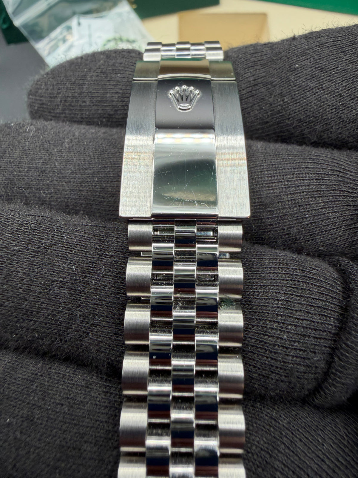 2025 Rolex Datejust 41 “Wimbledon” 126334 Fluted Bezel Jubilee – Like New – B&P