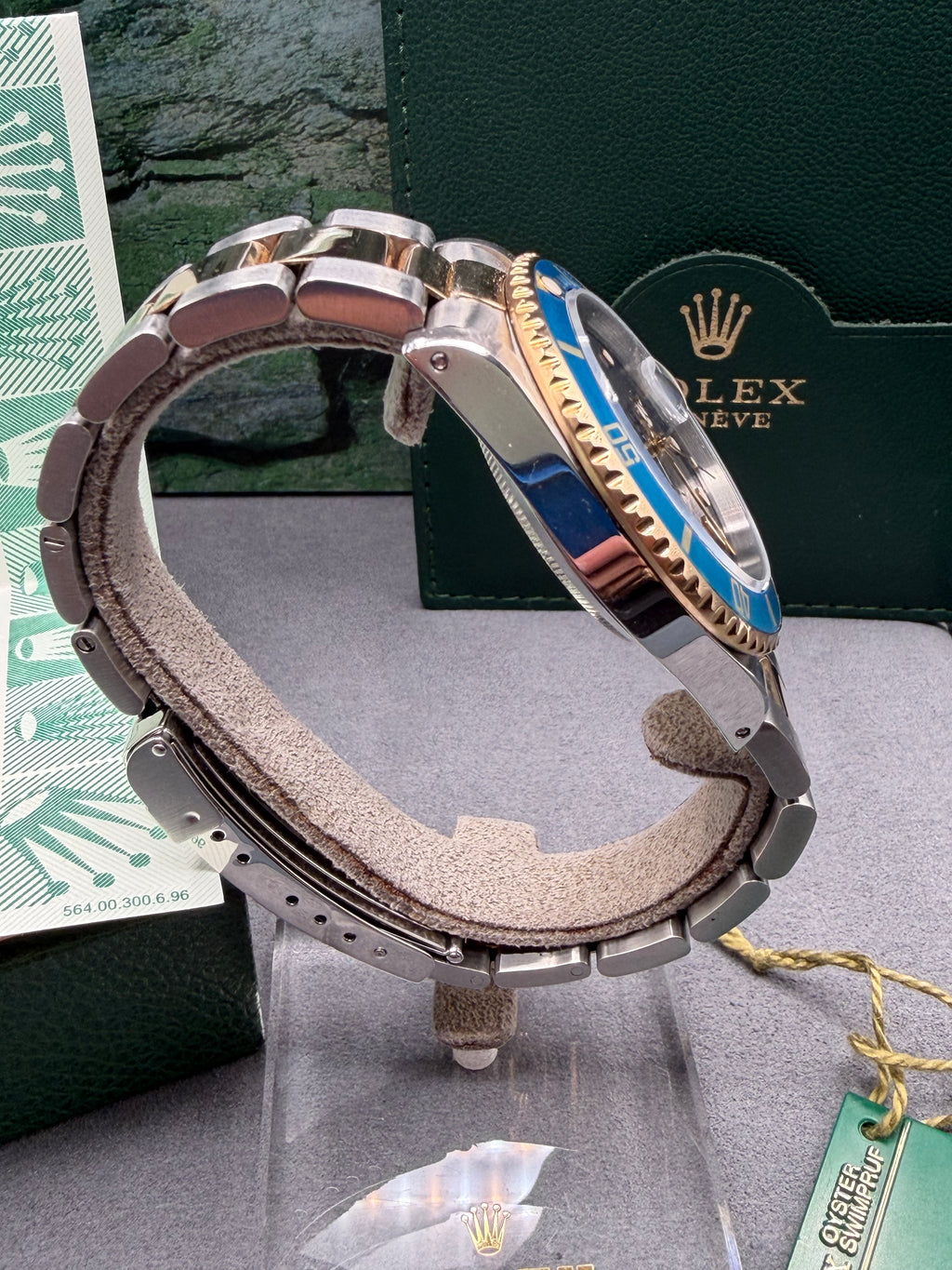 1996 Rolex Submariner Date “Bluesy” 40mm 16613 – Box & Papers – Authenticated