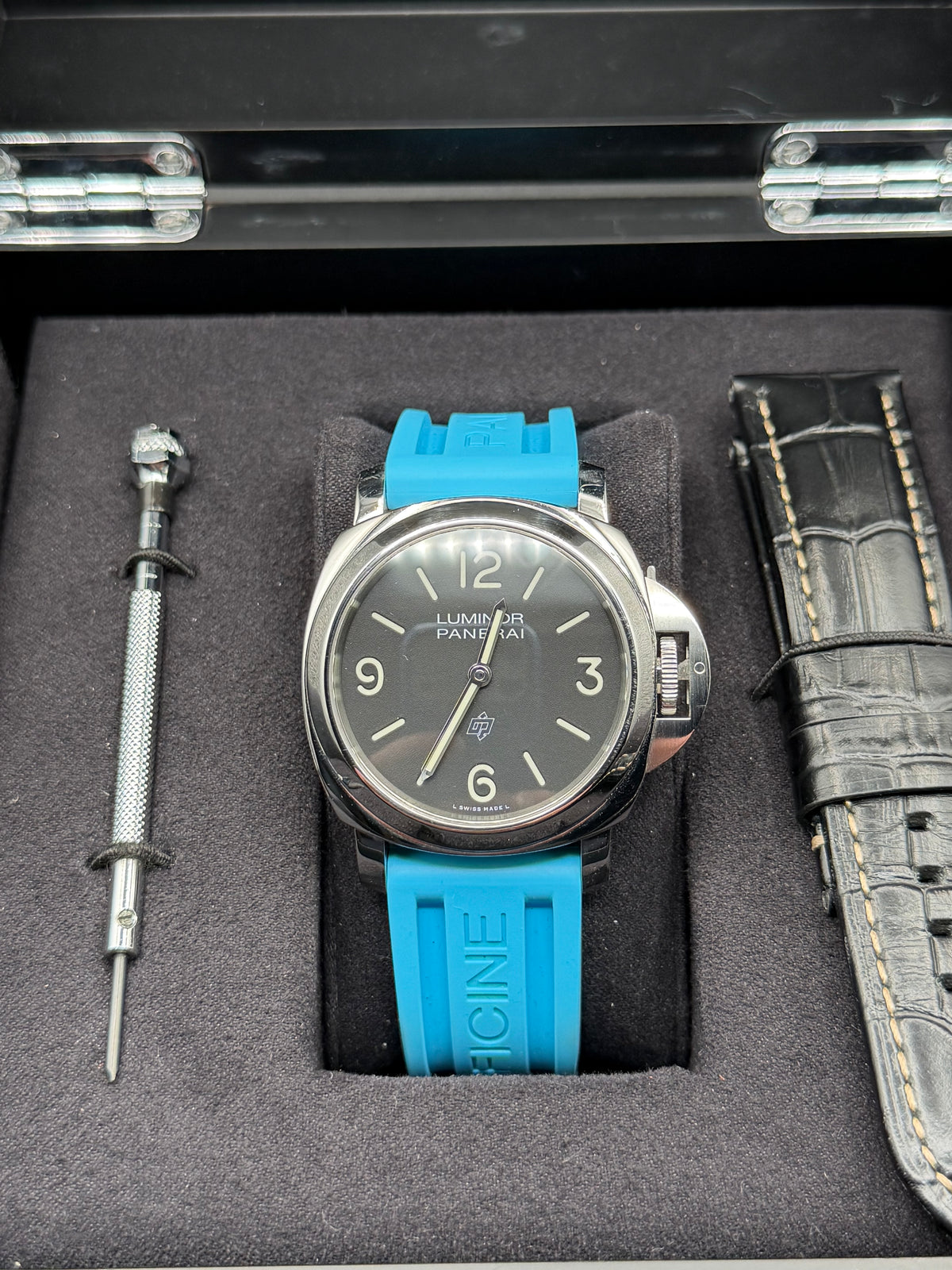 2022 Panerai Luminor Base Logo 44MM Black Dial PAM01086 B&P