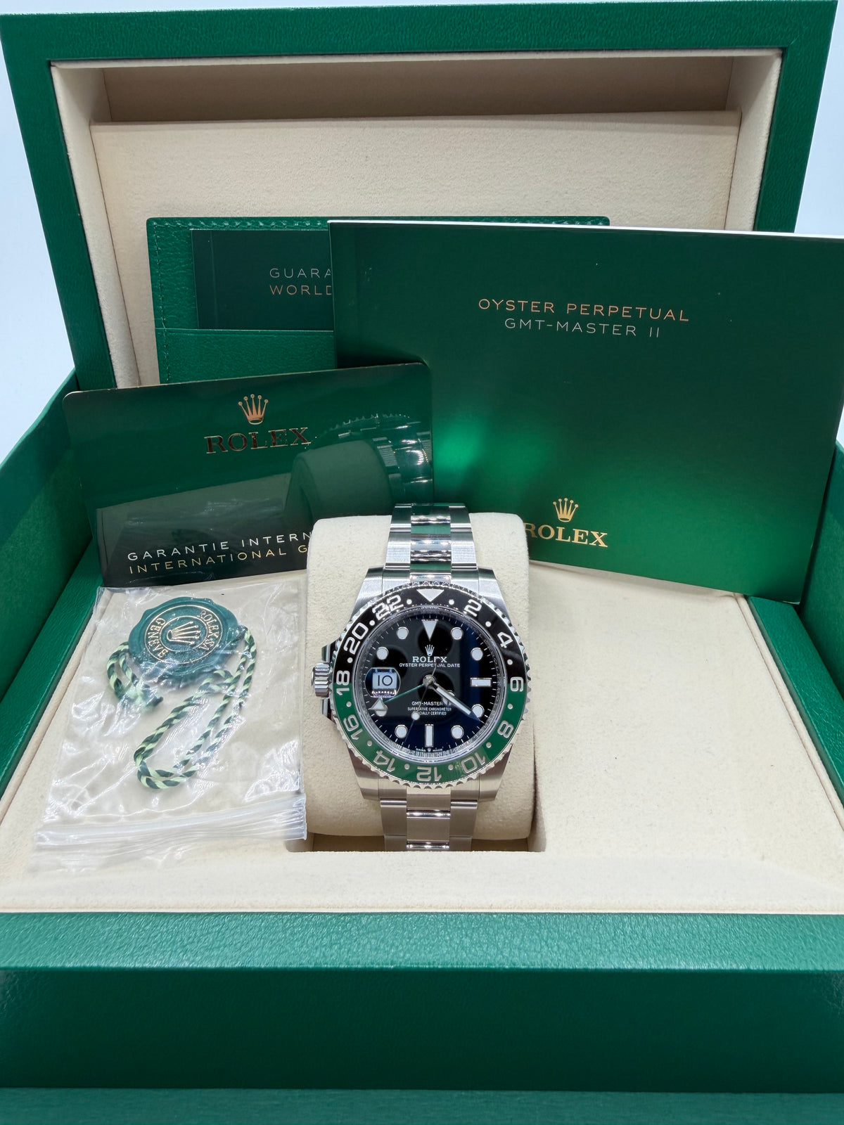 2025 Rolex GMT-Master II Sprite 40mm – 126720VTNR – Box & Papers