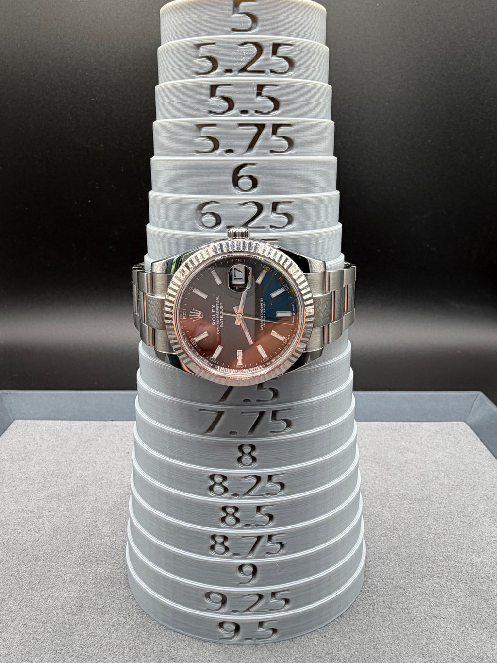 Rolex Datejust 41 Black Dial Fluted Bezel Oyster Bracelet – 126334