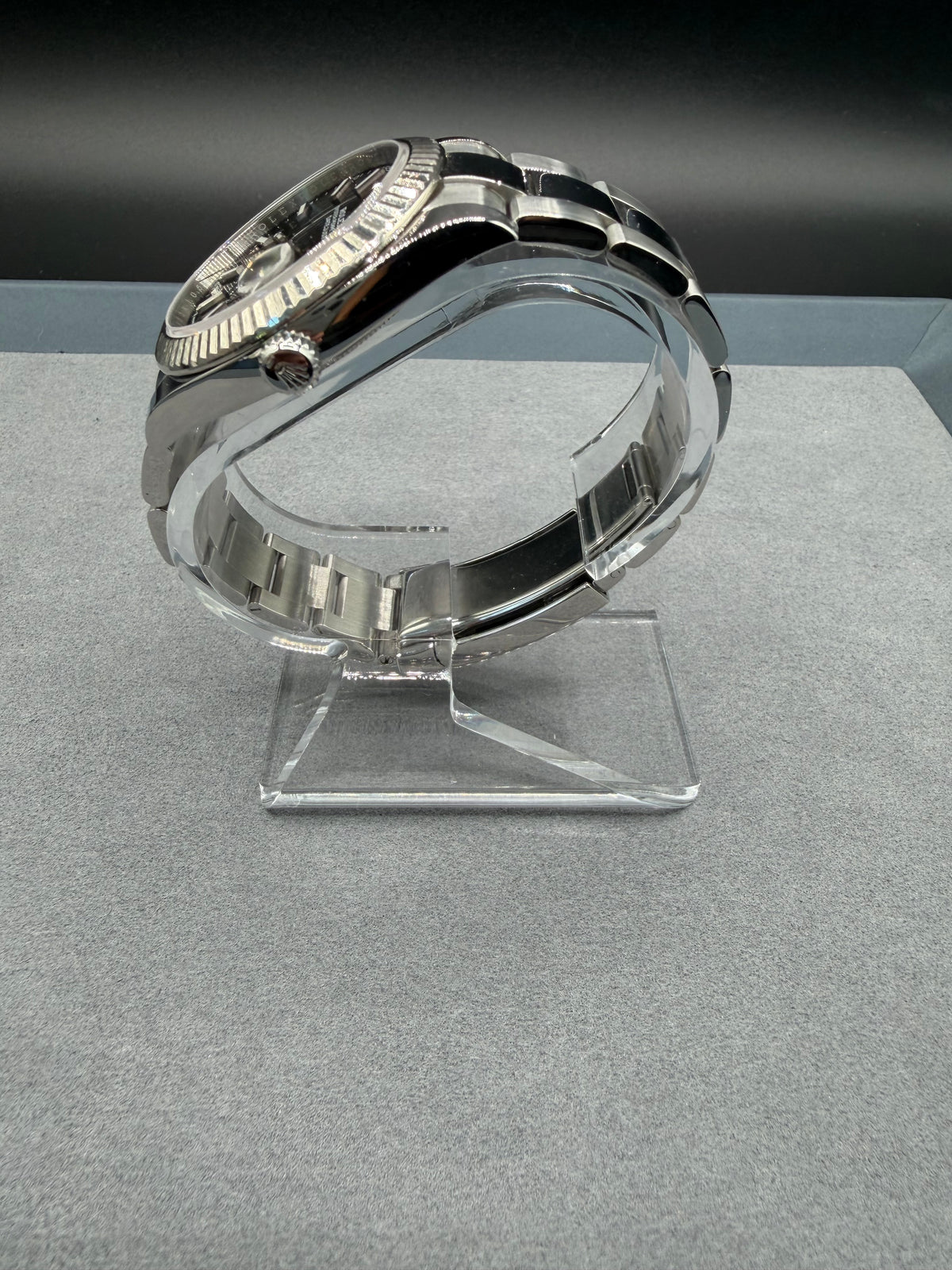 Rolex Datejust 41 Black Dial Fluted Bezel Oyster Bracelet – 126334