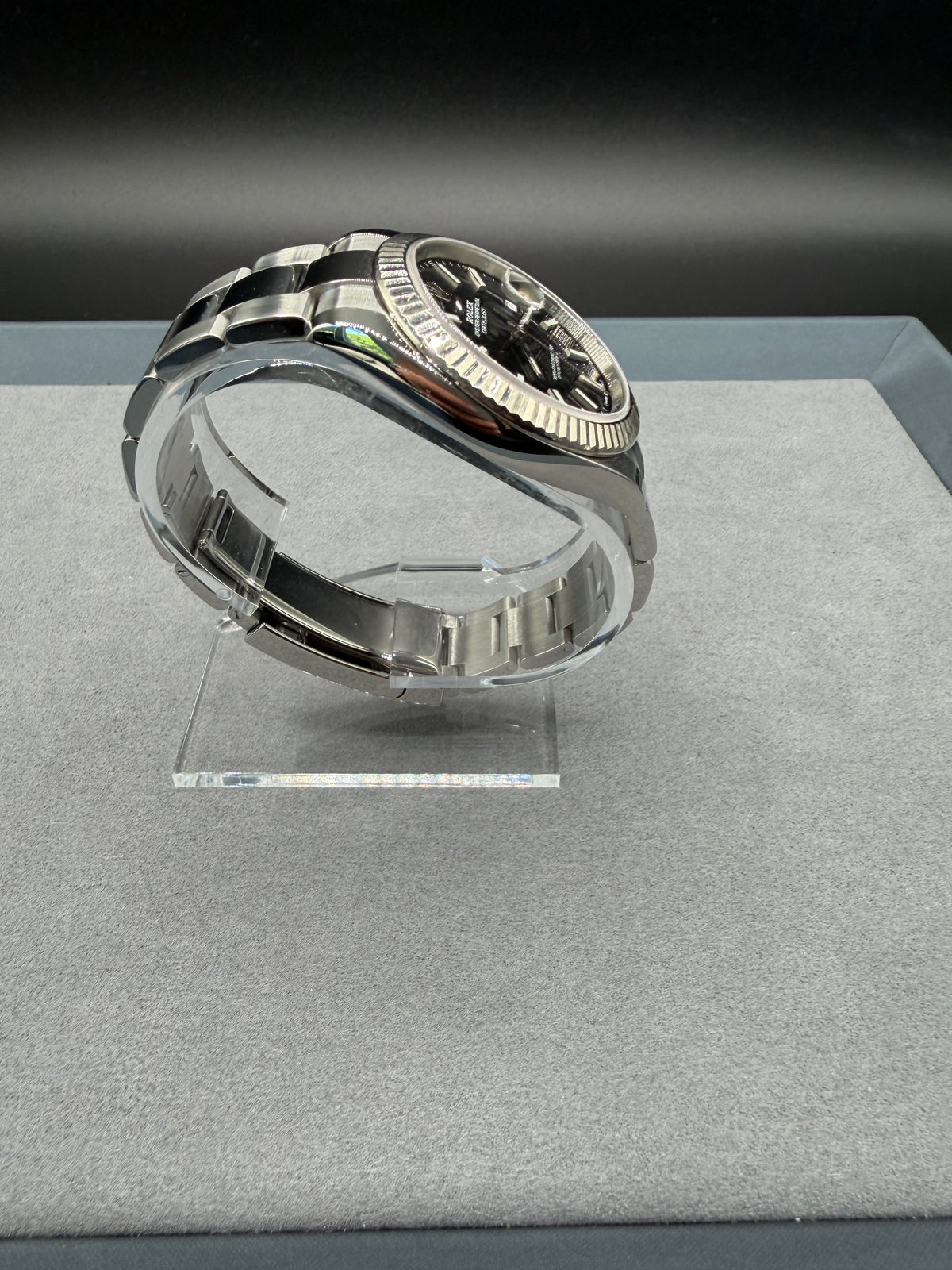 Rolex Datejust 41 Black Dial Fluted Bezel Oyster Bracelet – 126334