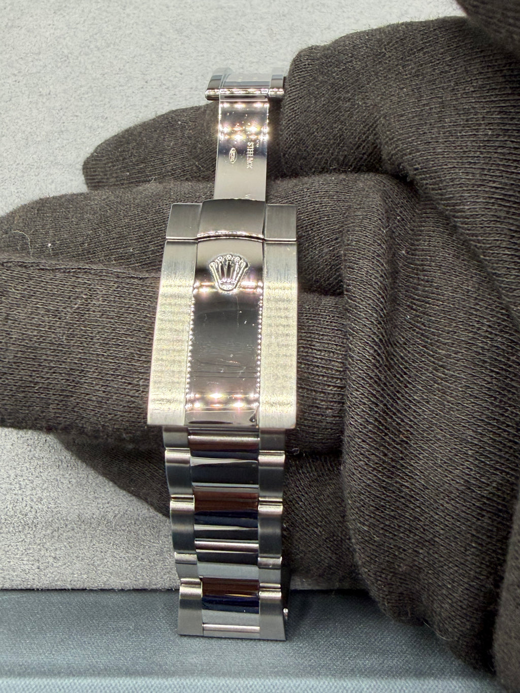 Rolex Datejust 41 Black Dial Fluted Bezel Oyster Bracelet – 126334