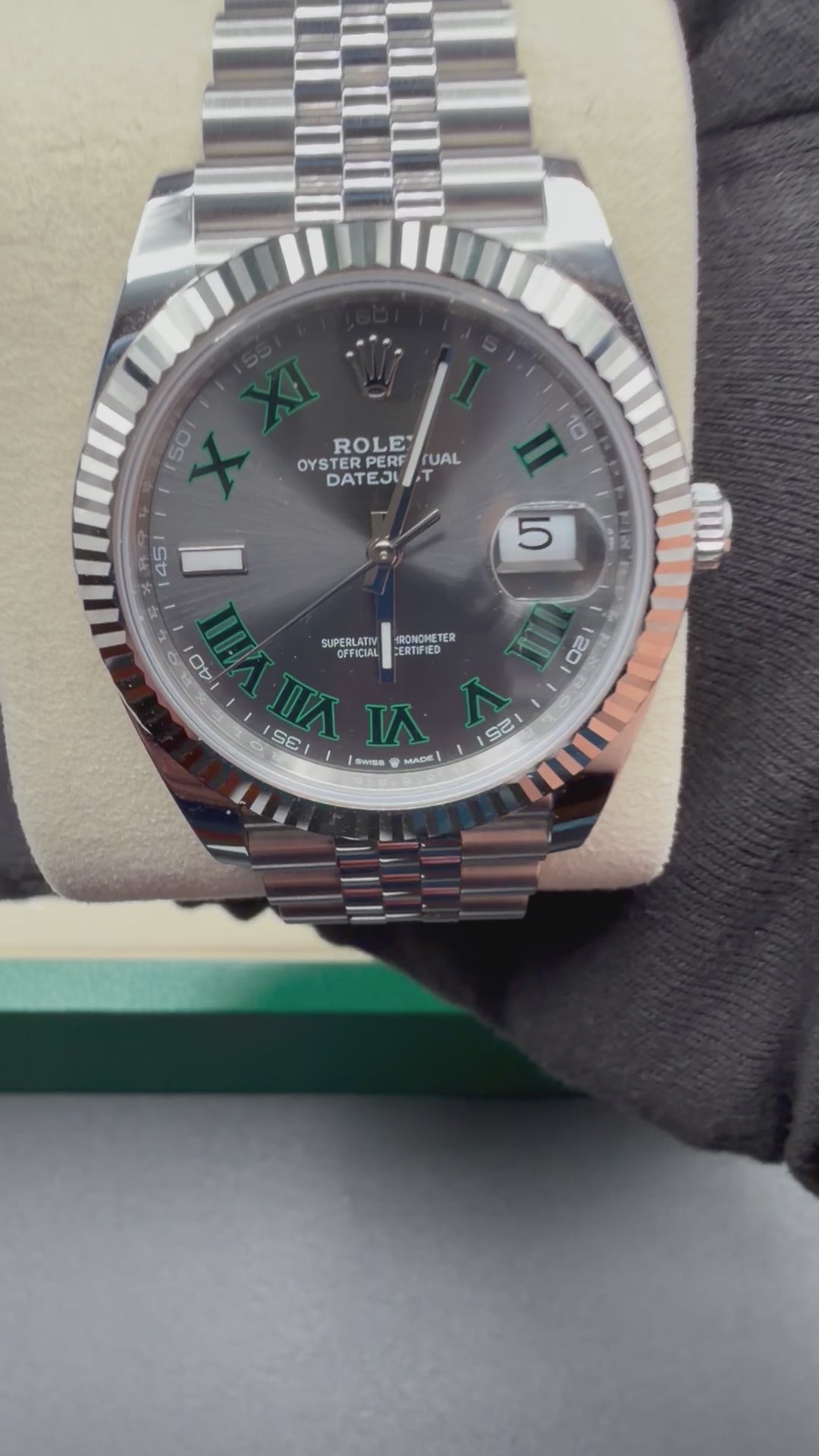 2025 Rolex Datejust 41 “Wimbledon” 126334 Fluted Bezel Jubilee – Like New – B&P